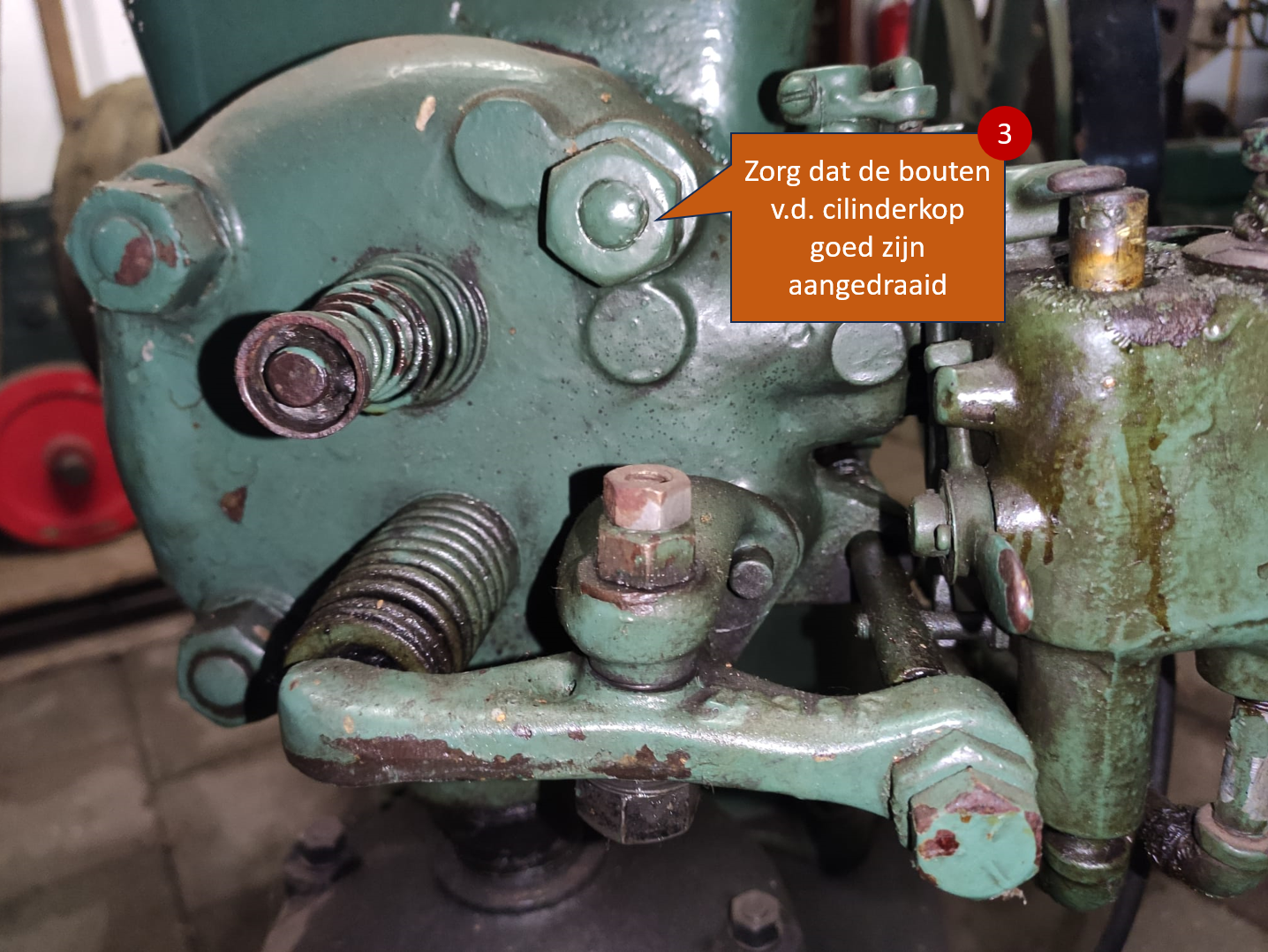 3. Controleer de bouten van de kop.